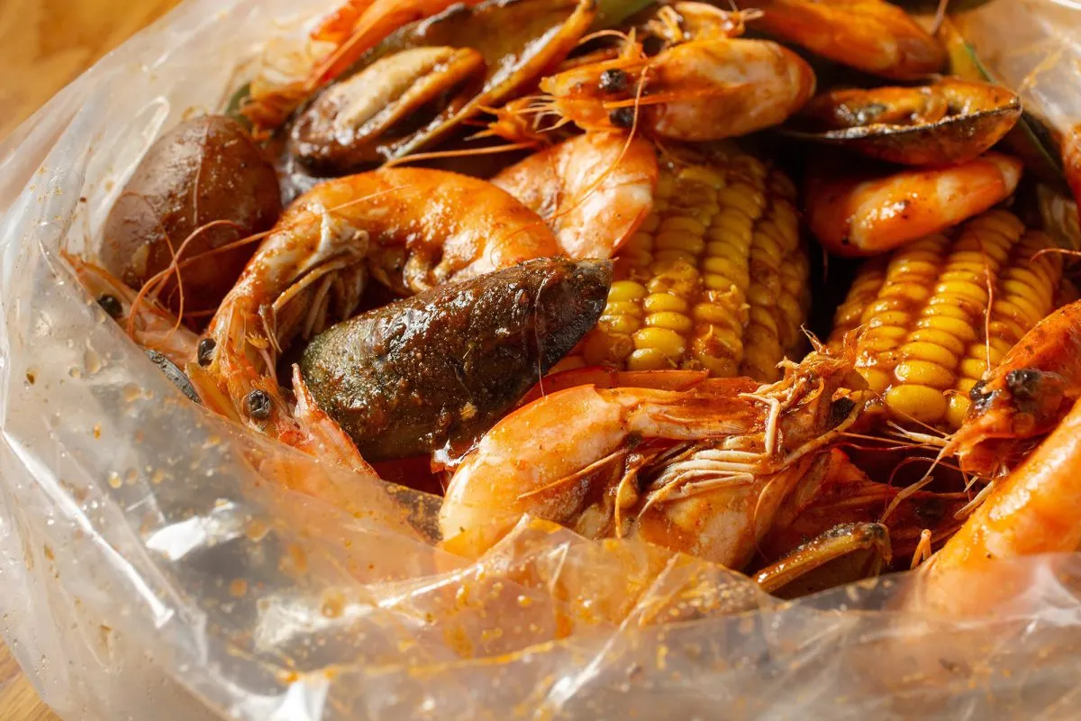 Shrimp, mussels and corn in a boil bag